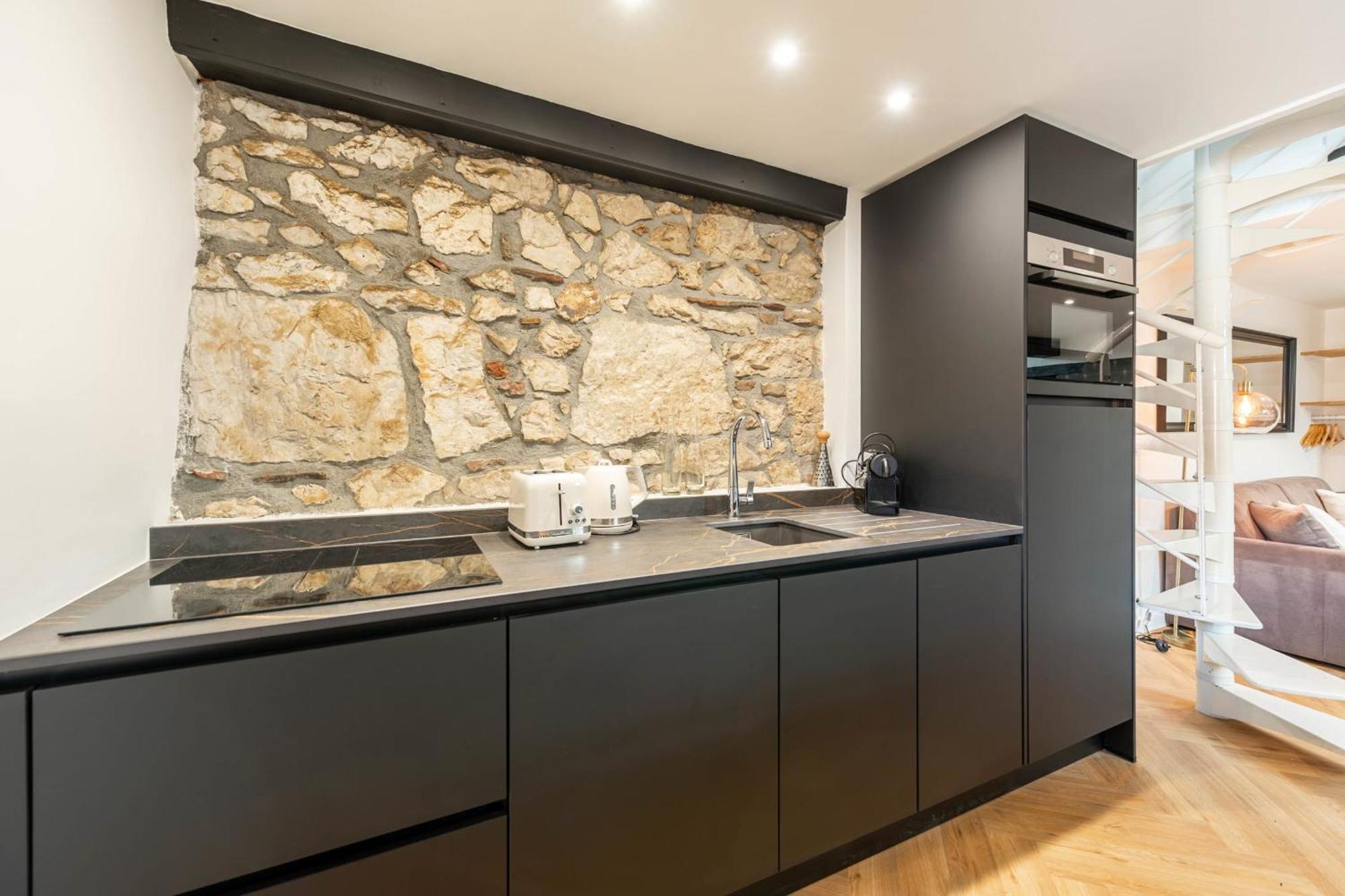 Matterhorn Apartment อานซี ภายนอก รูปภาพ