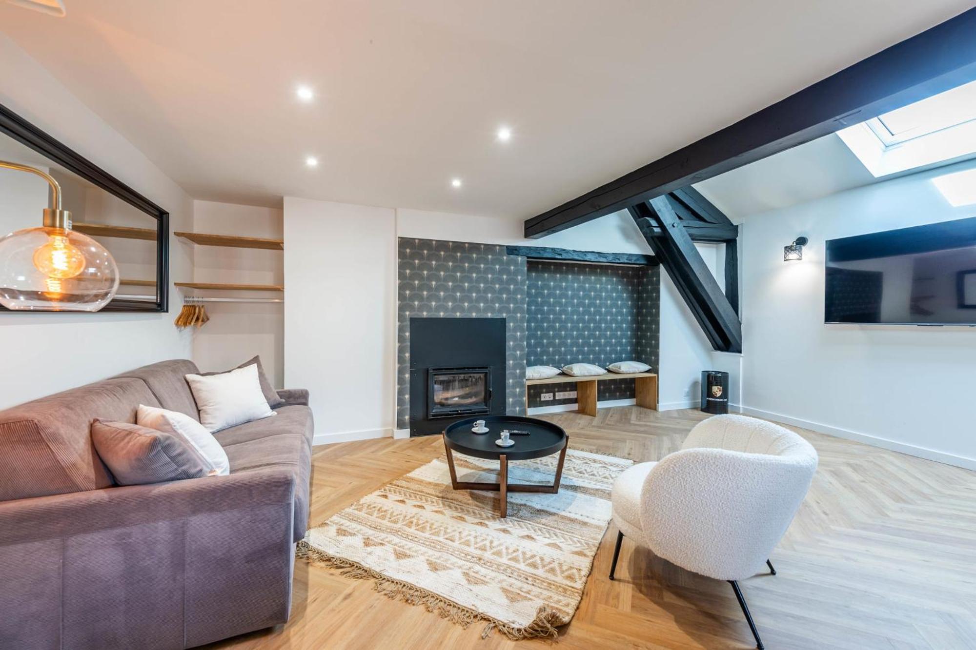 Matterhorn Apartment อานซี ภายนอก รูปภาพ