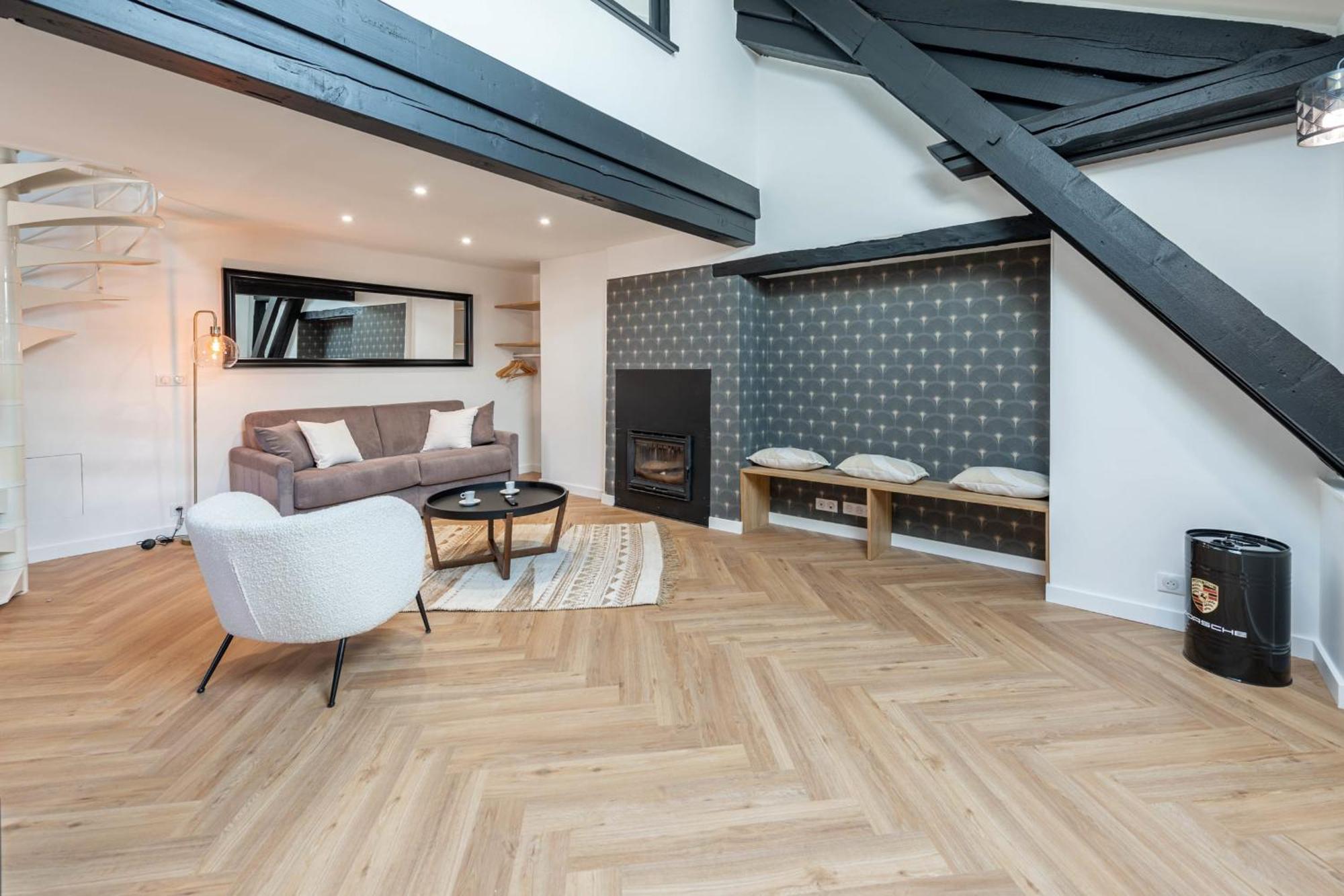 Matterhorn Apartment อานซี ภายนอก รูปภาพ